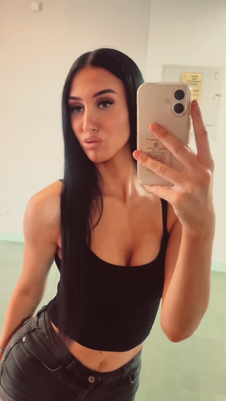@🐍