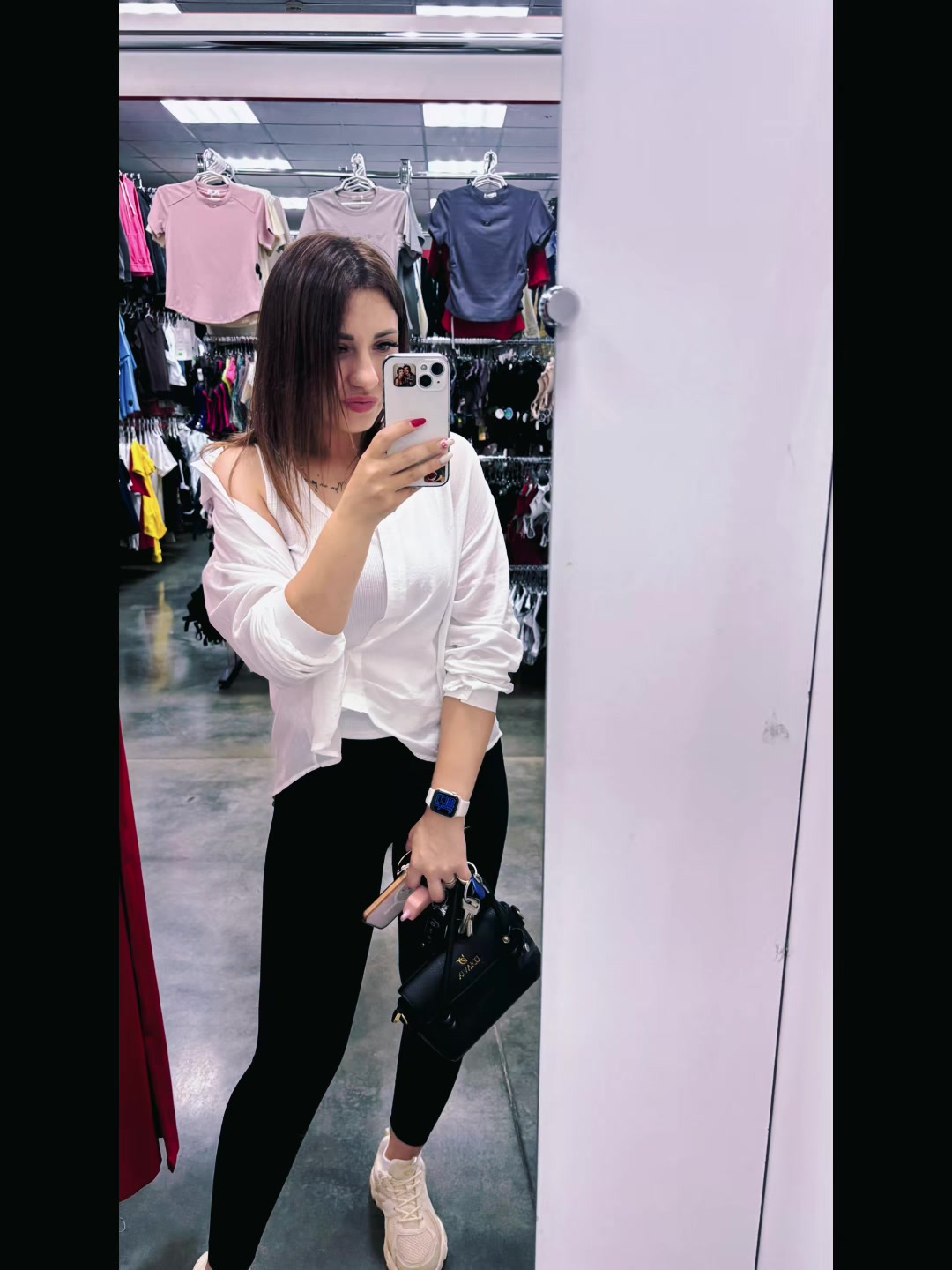 @v.m_882
