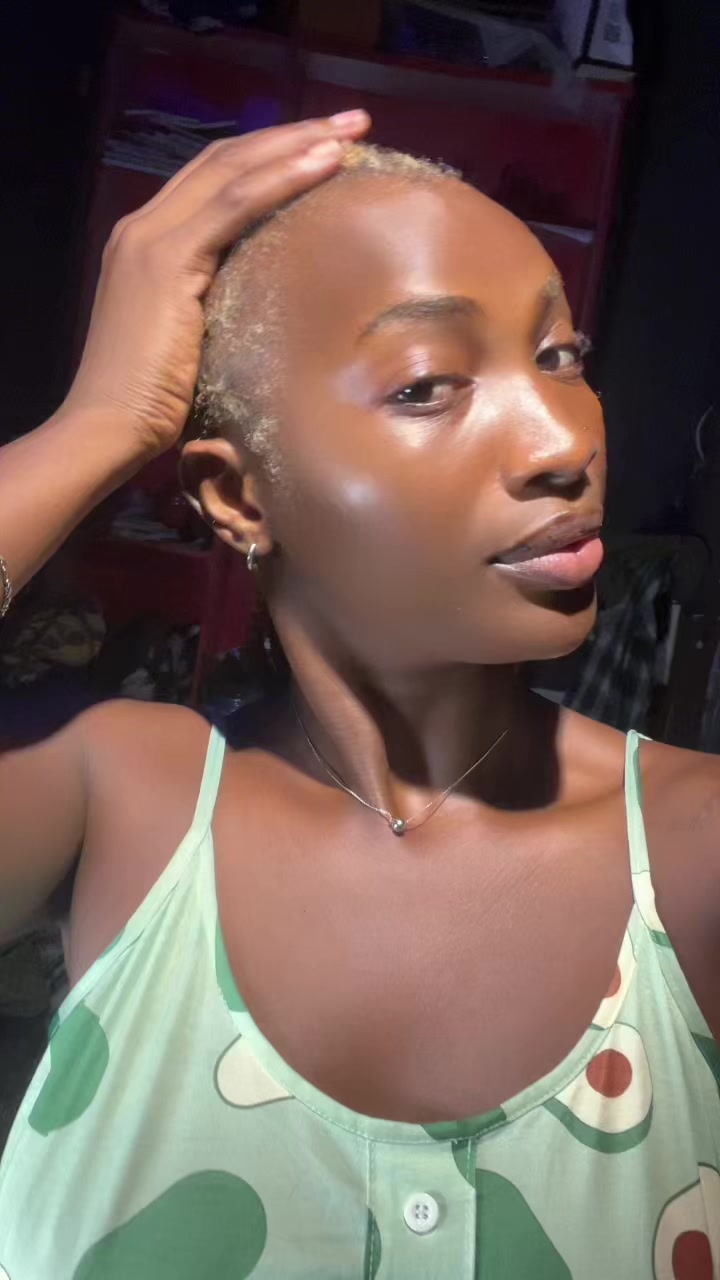 @Teni💞
