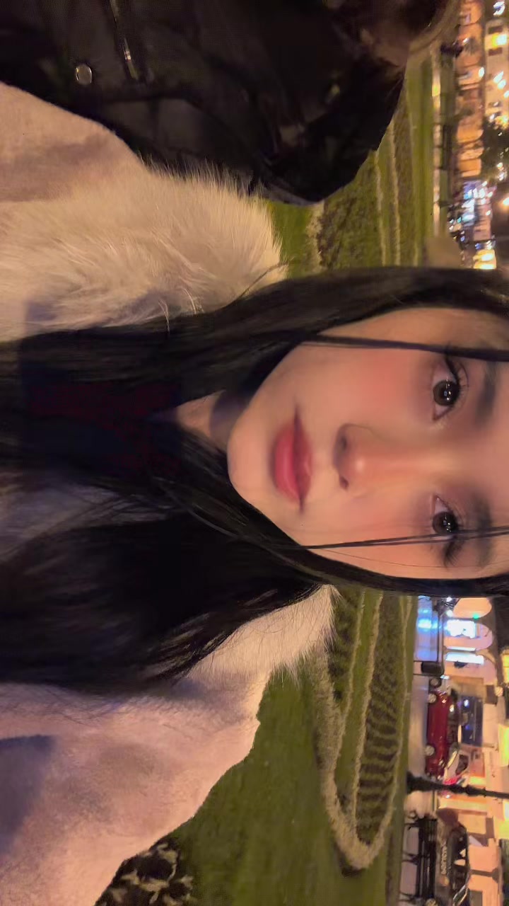 @Ani💗.