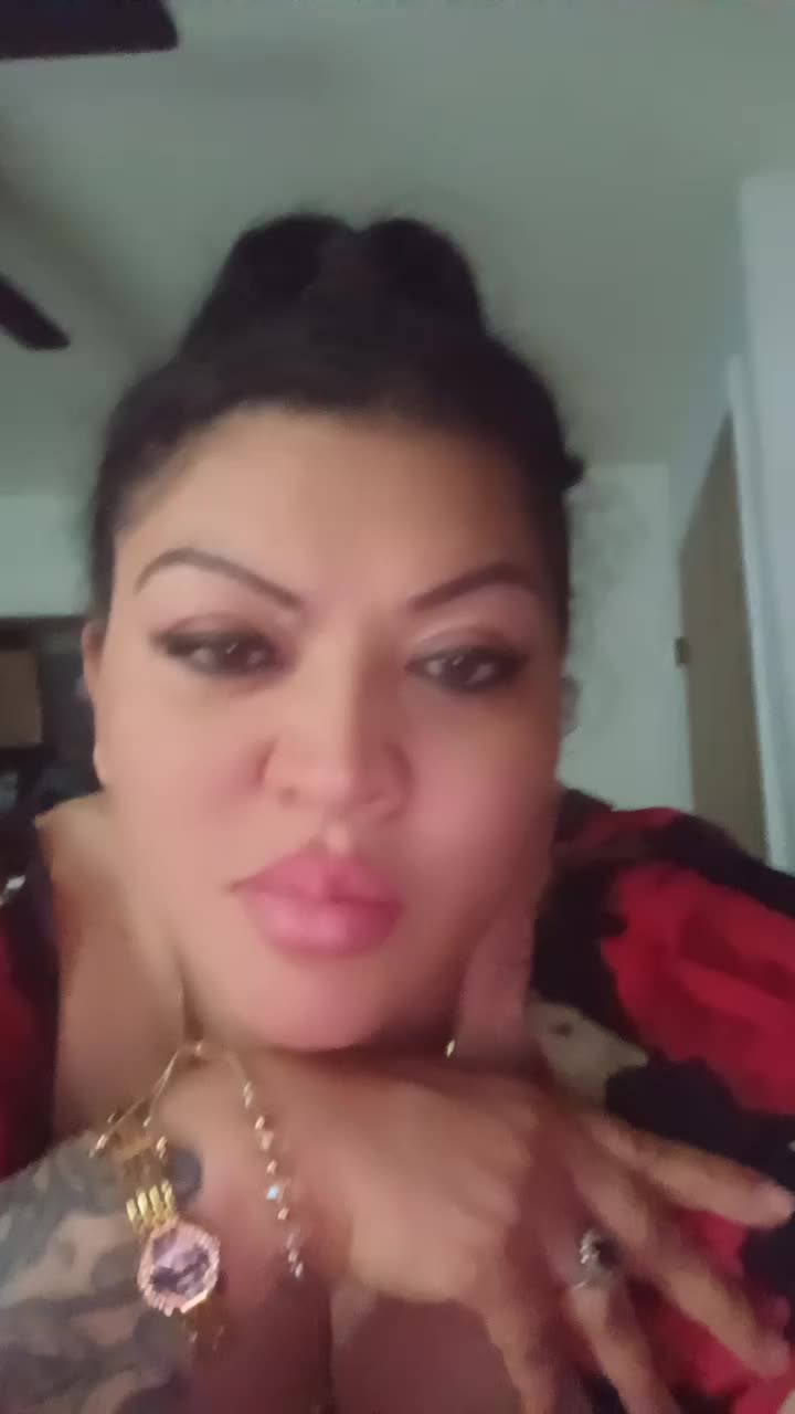 @Reina Castillo