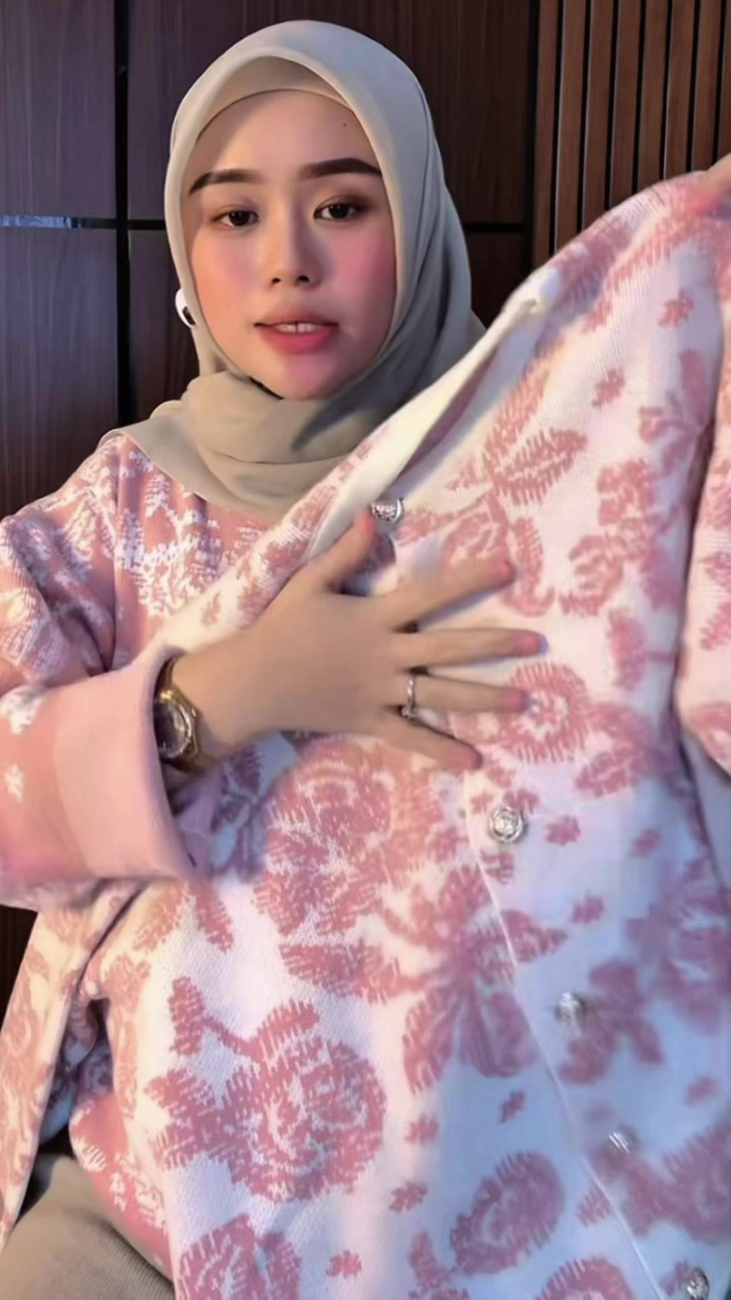 @nailakharisma4