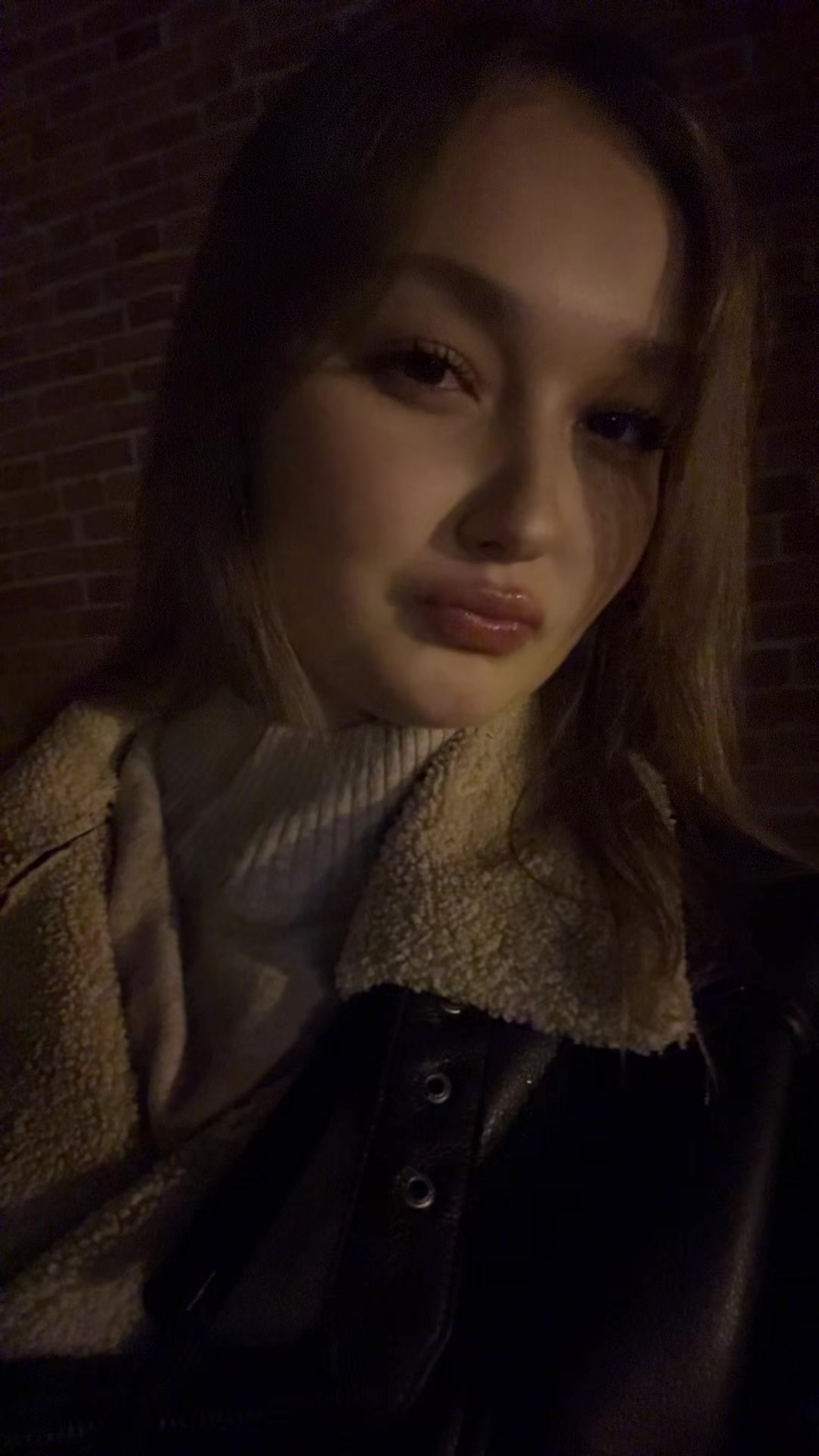 @полина🧸