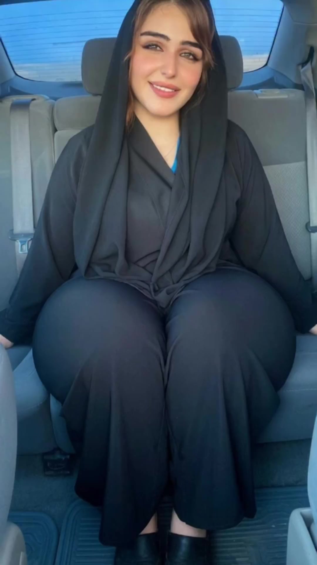 @من جهات اتصالك