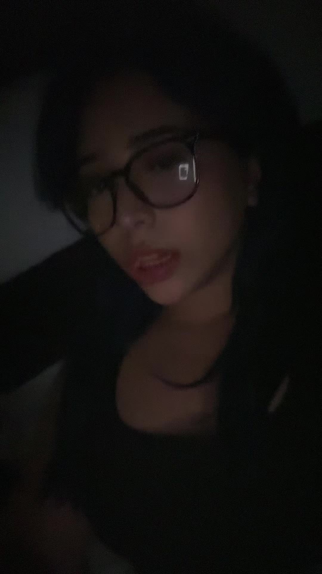 @𖣂