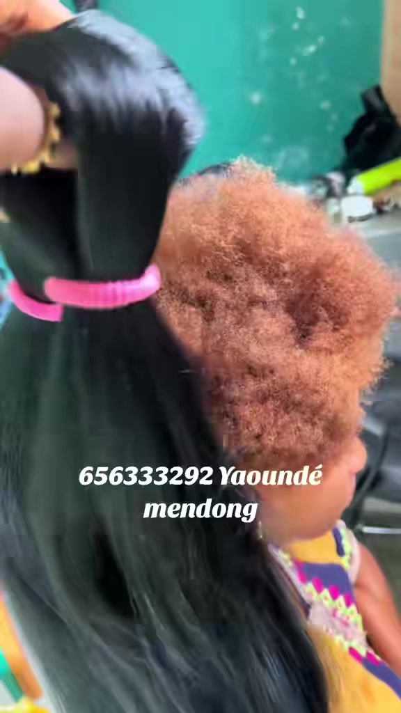 @laetyrelooking2
