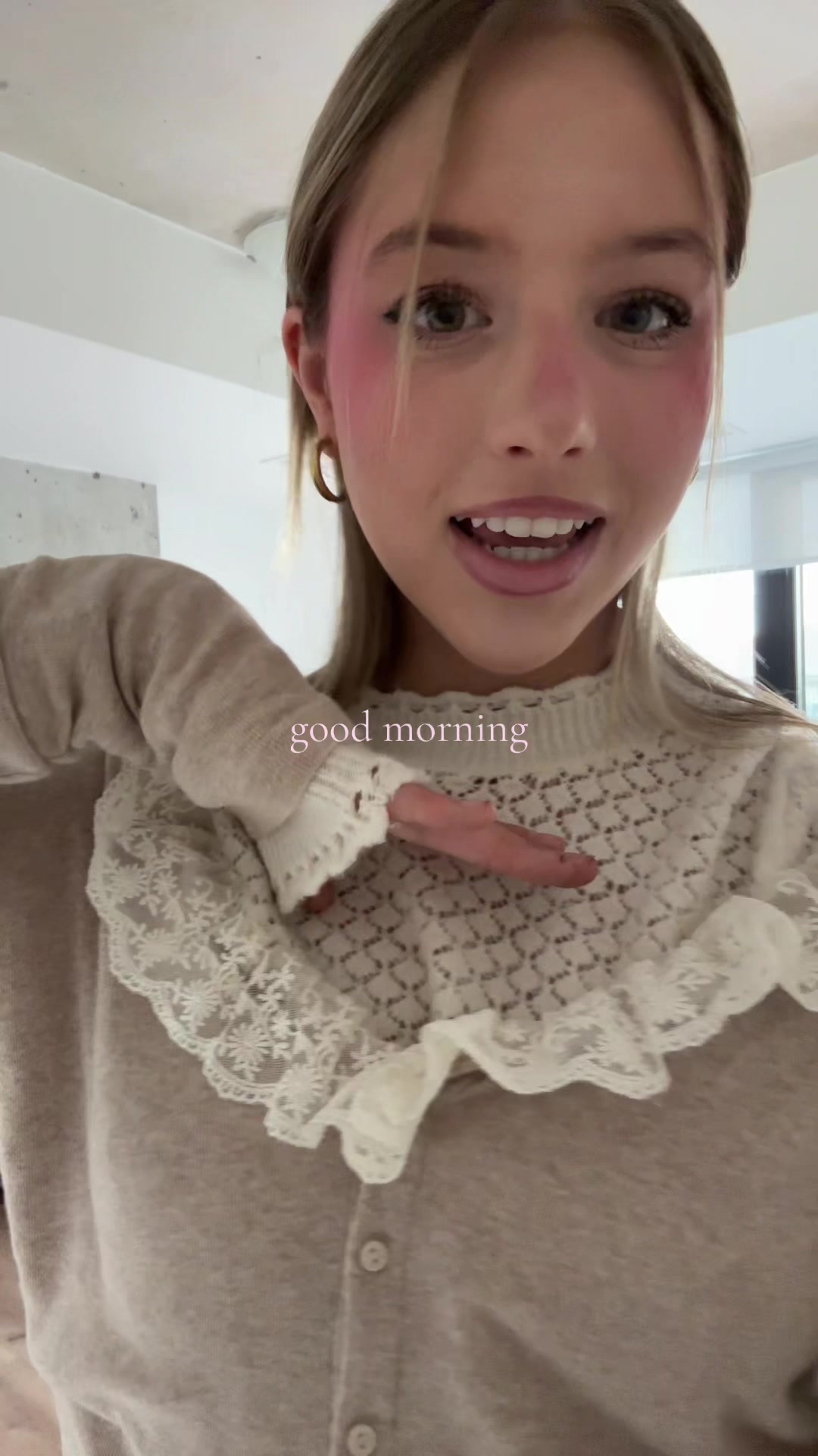 @KYRA| WELLNESS + FASHION