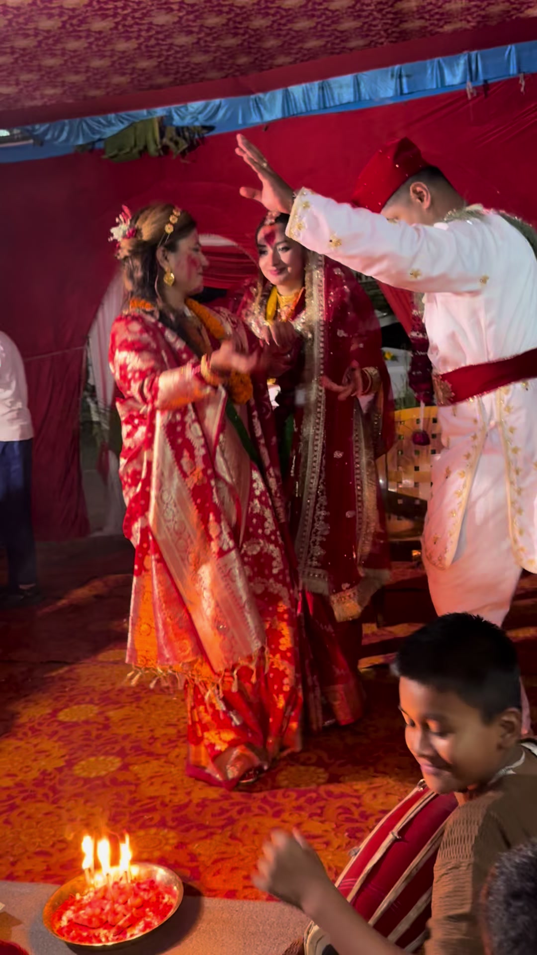 @राधा आचार्य