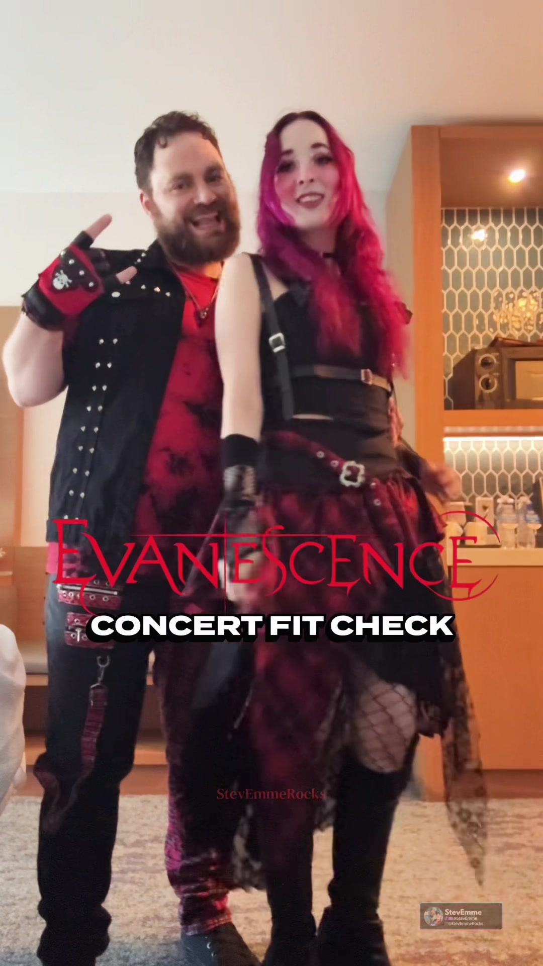 @StevEmme | Concert Couple