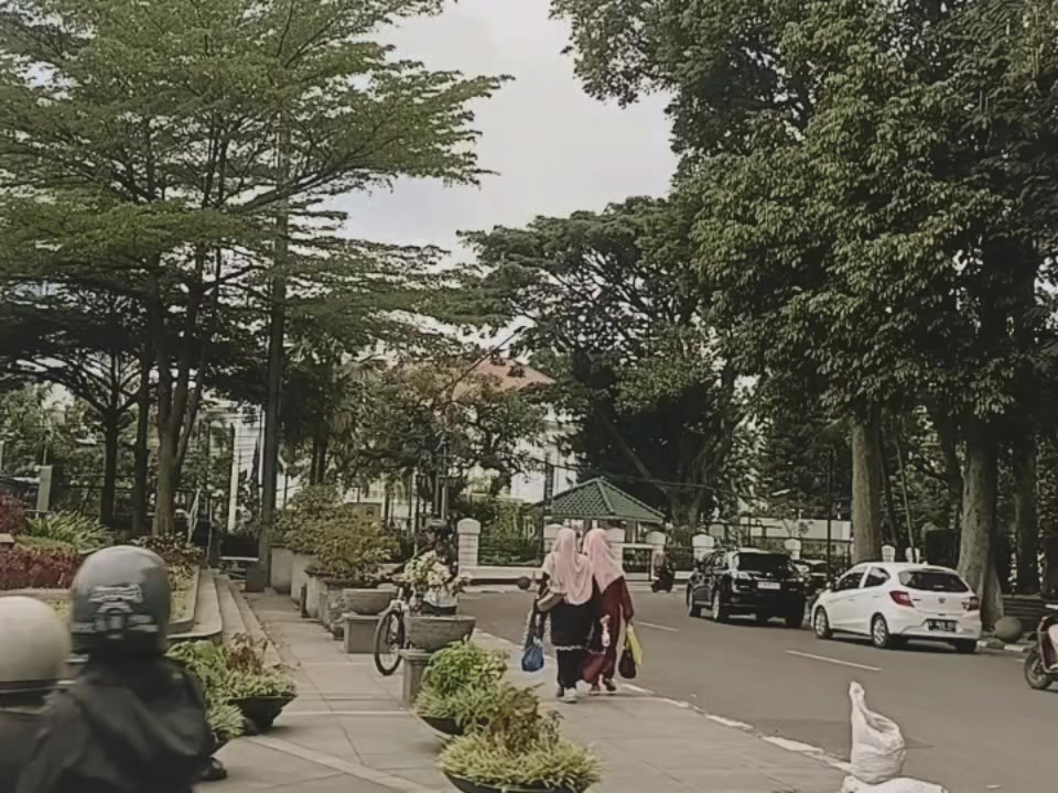 @_nnyyll