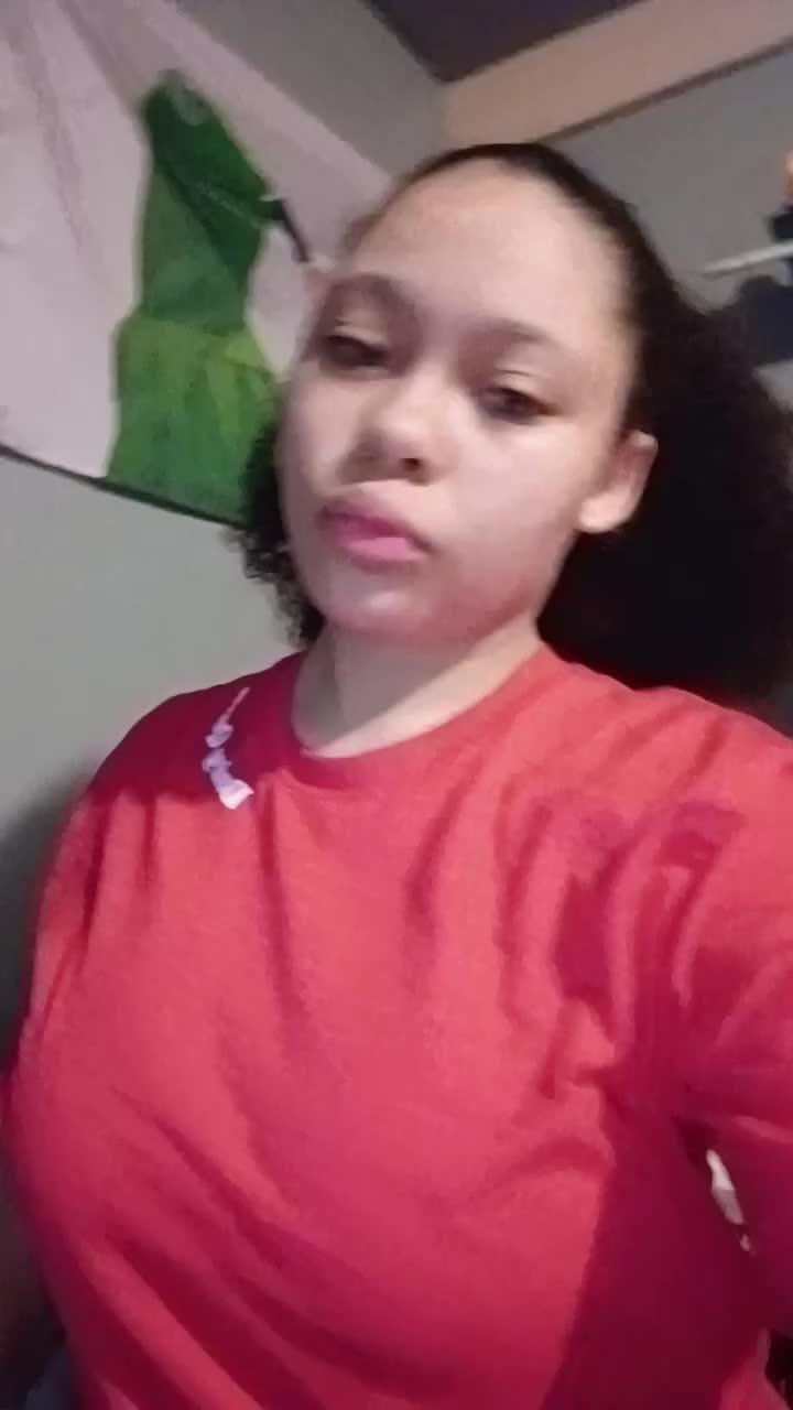 @Mariah 😶🌫️🖕🏽