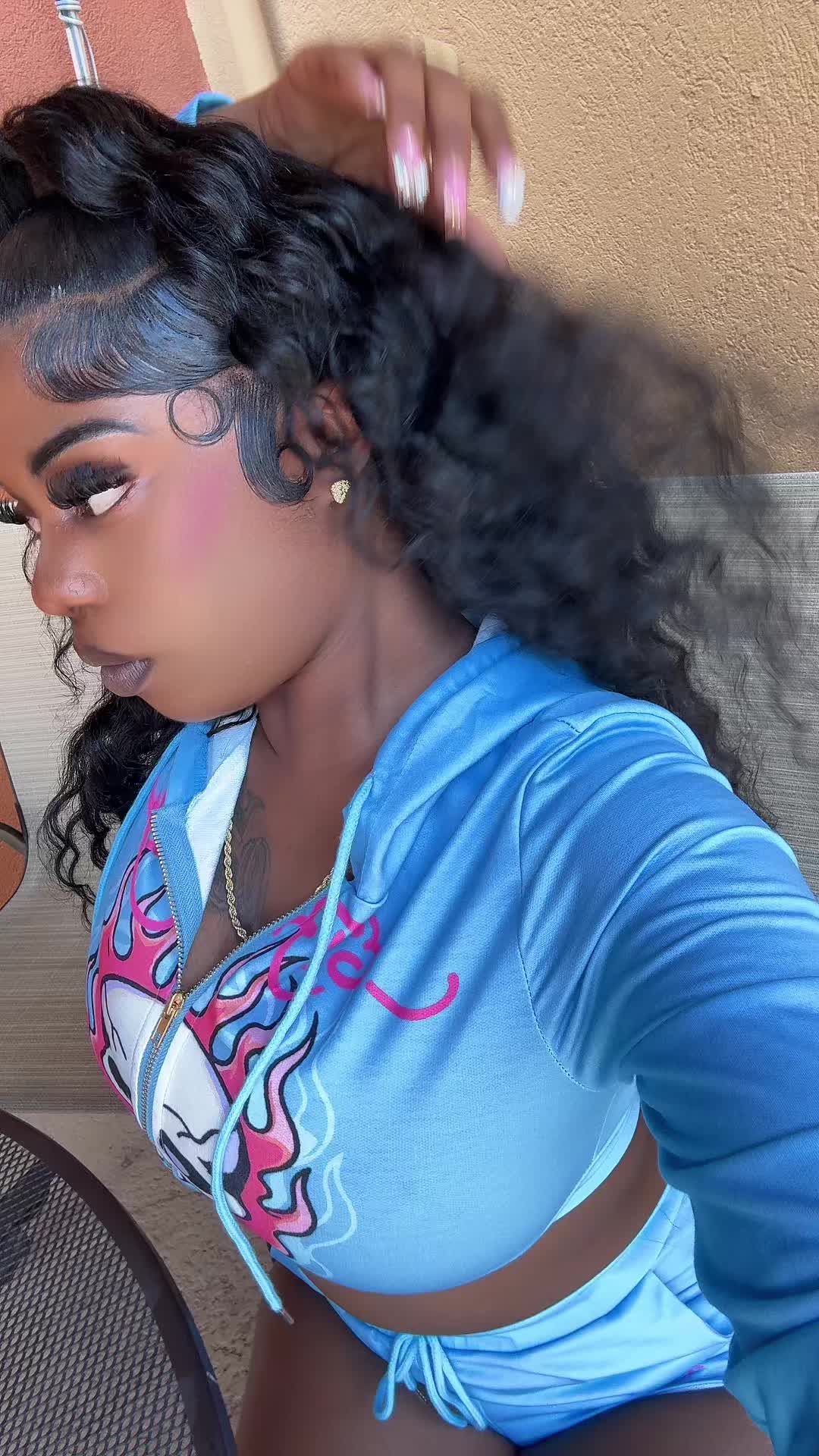 @HoodQueen24