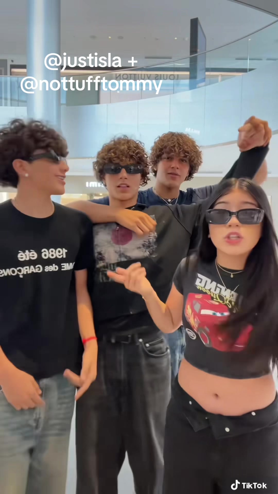 @𝐚𝐥𝐢𝐞𝐞𝐞𝐞🇧🇷🇨🇺