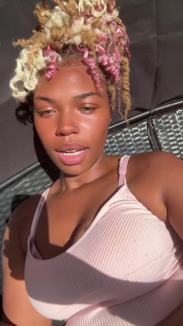 @Laniyahrena