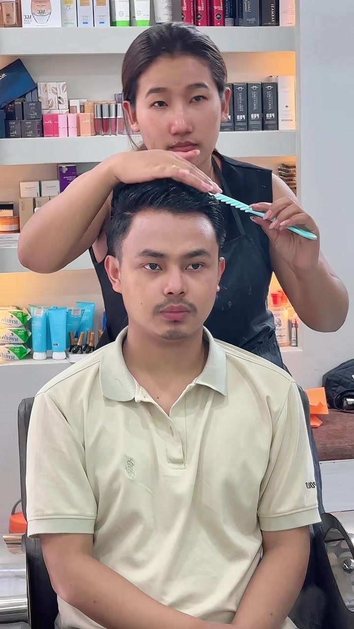 @Makeupbyniru beauty studio