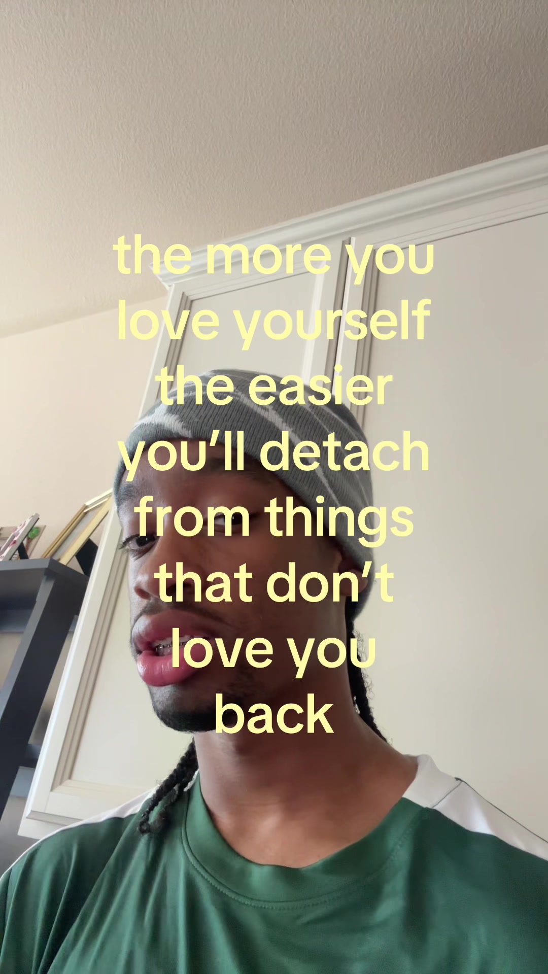 @✋🏾