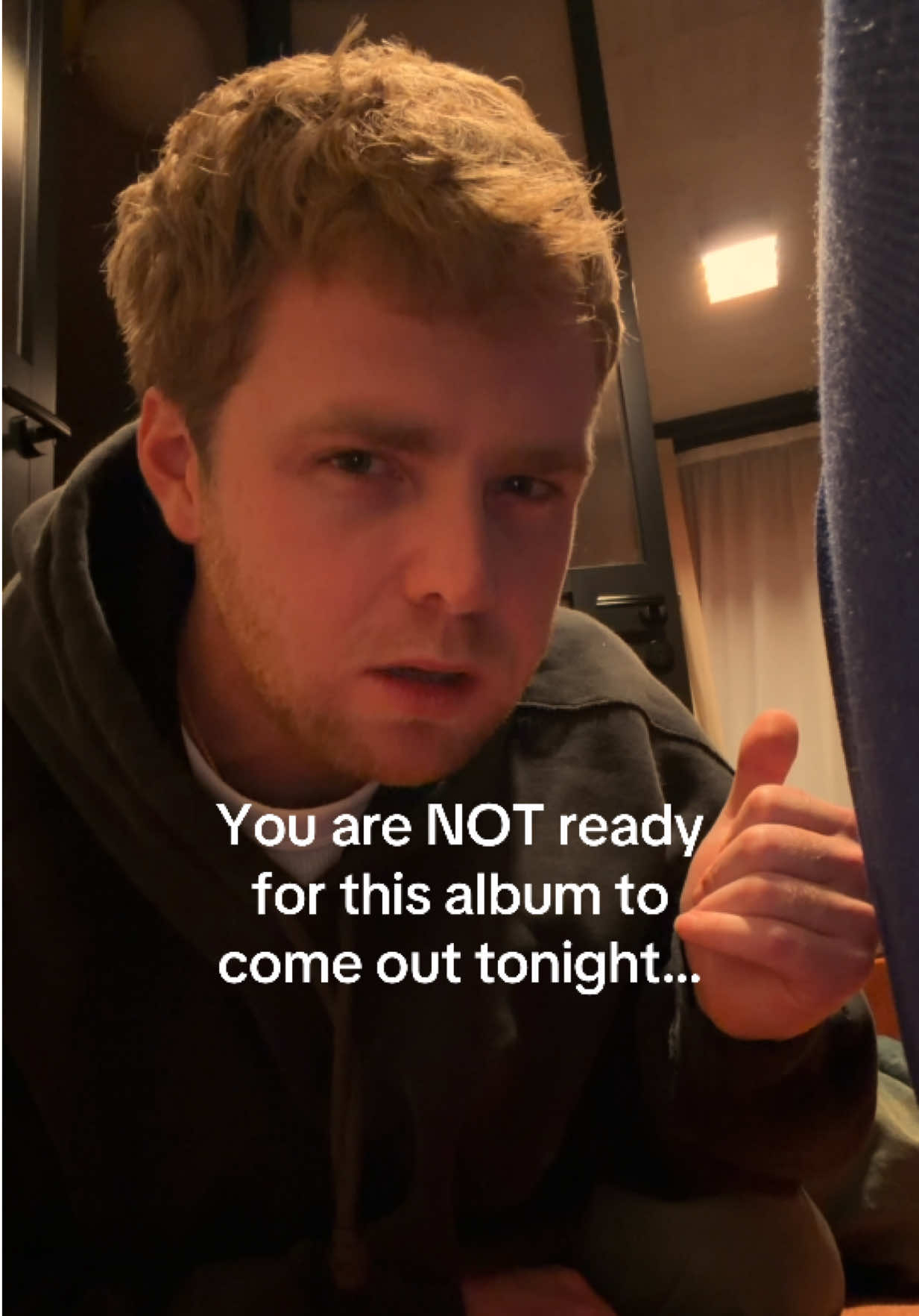 @Alex Warren