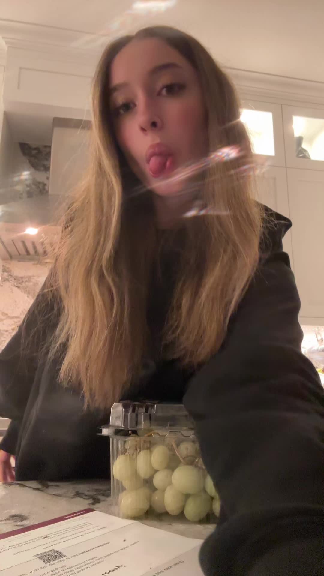 @💋💋