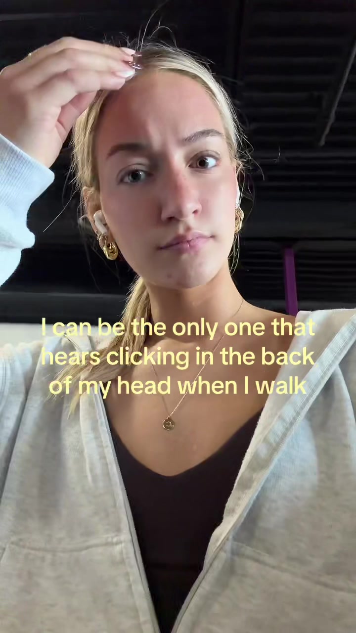 @caitlynnavery
