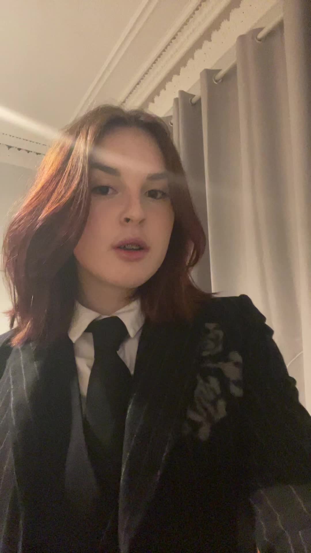 @Elise