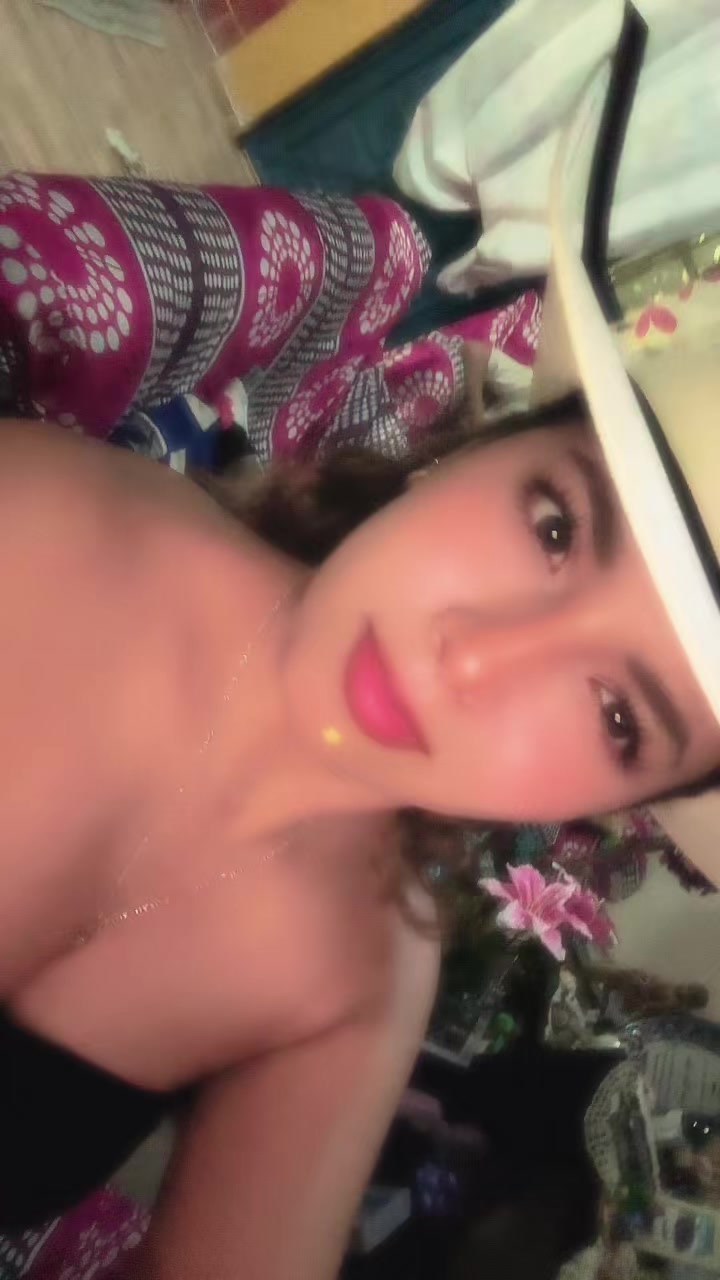 @Krista_celis