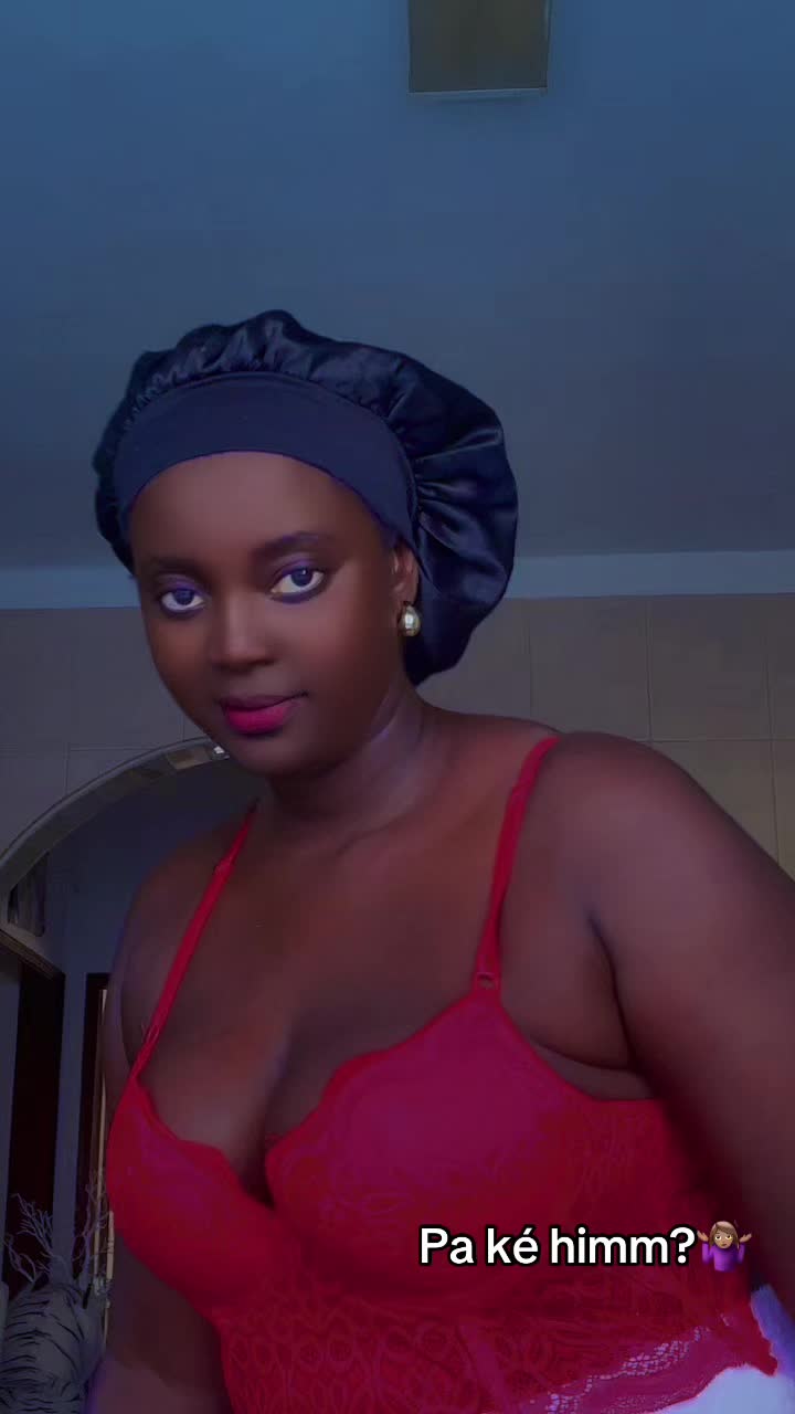 @Uncandia Badjuda Rica👸🏾🦋
