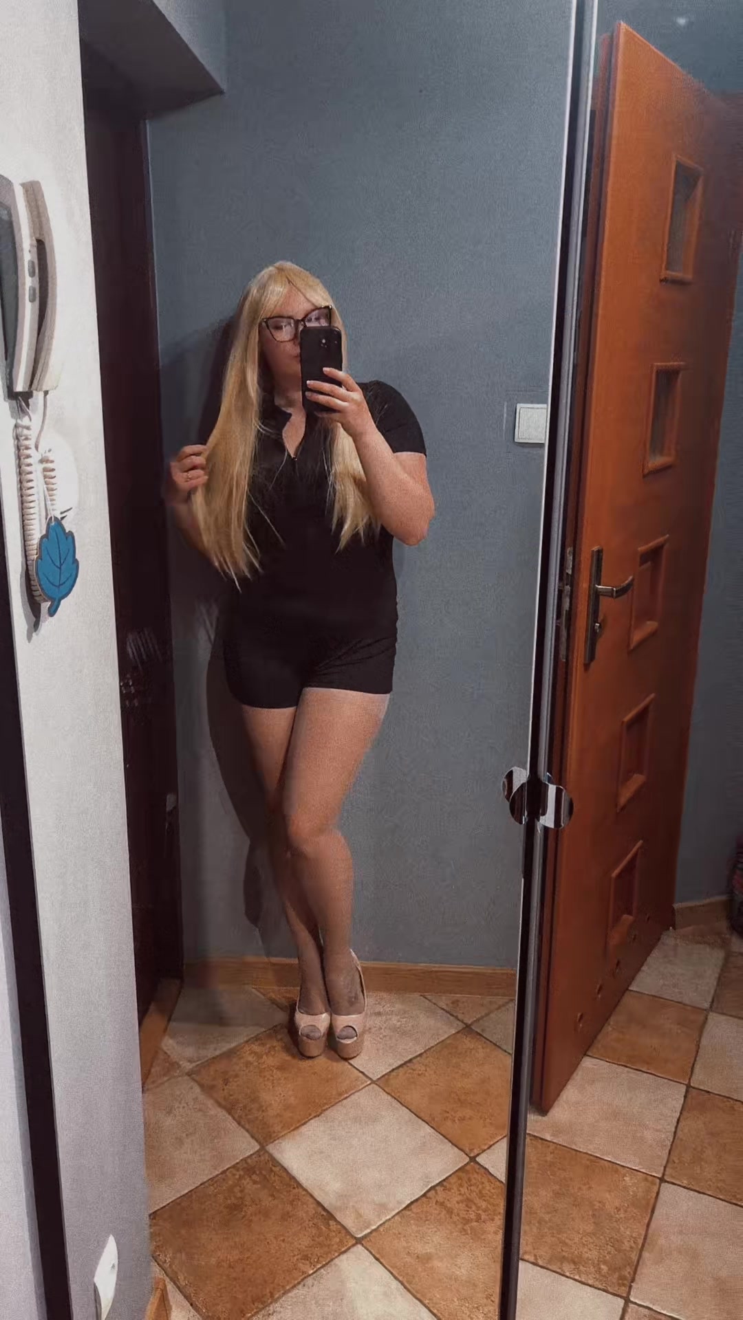 @Jess Foxx