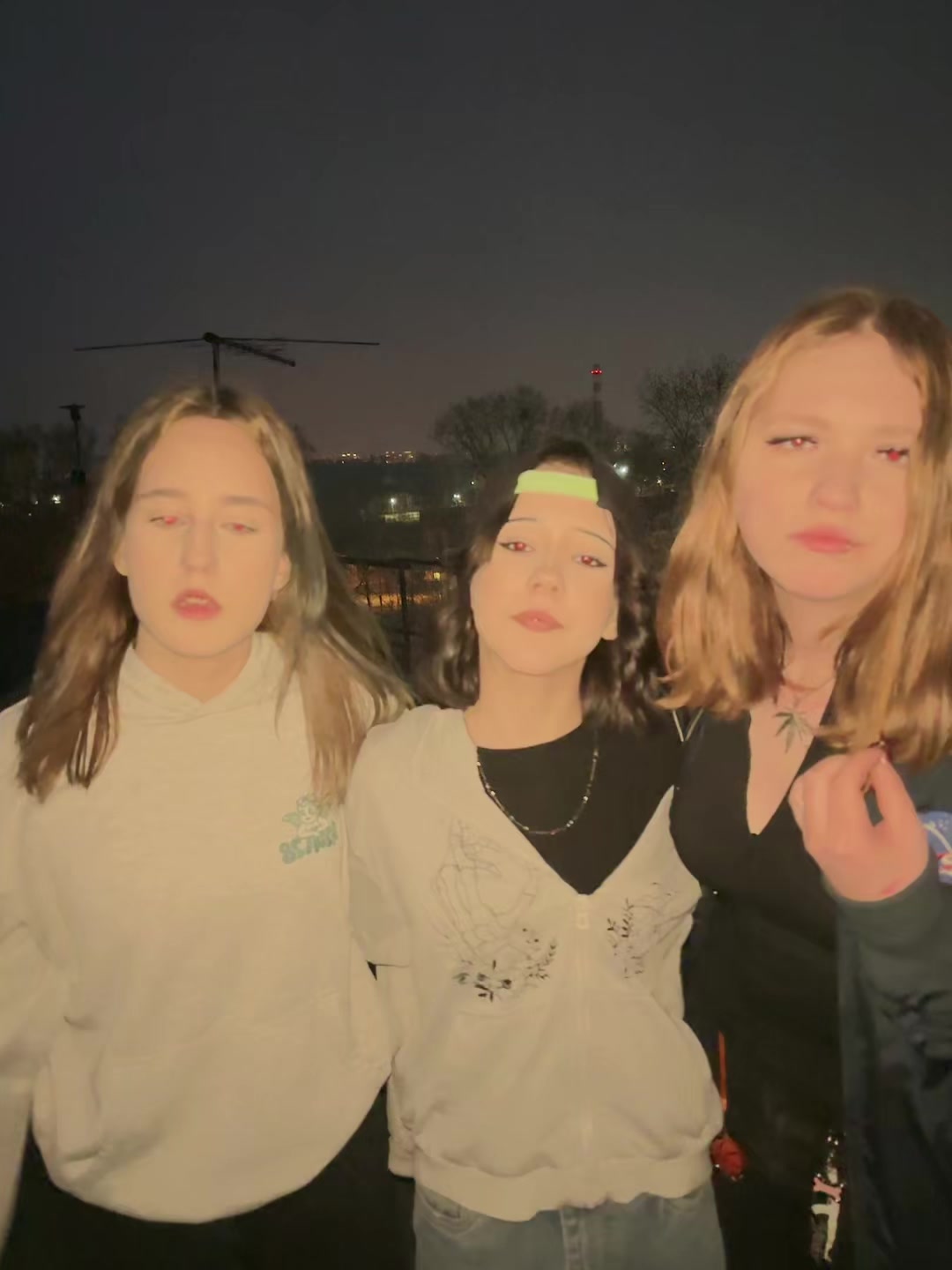 @никася🫀