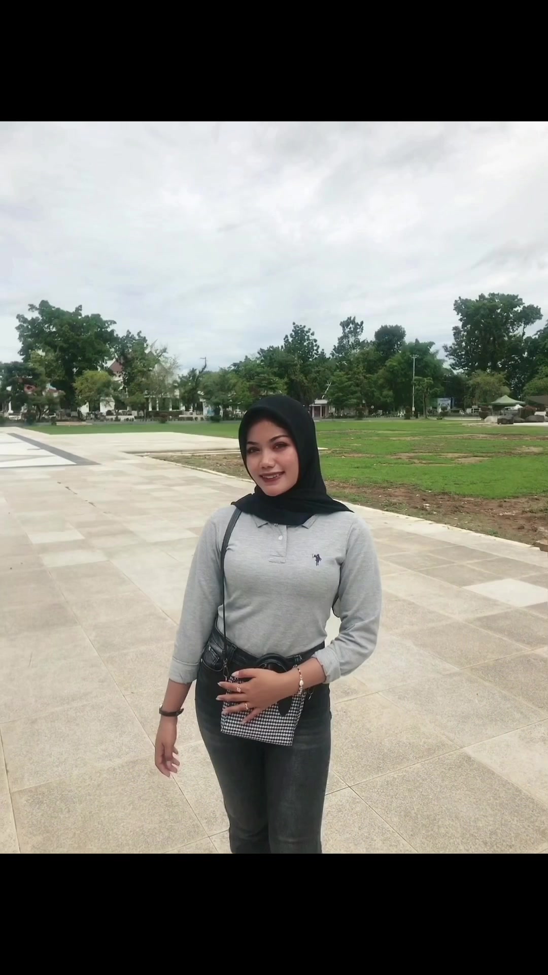 @ini.vivii