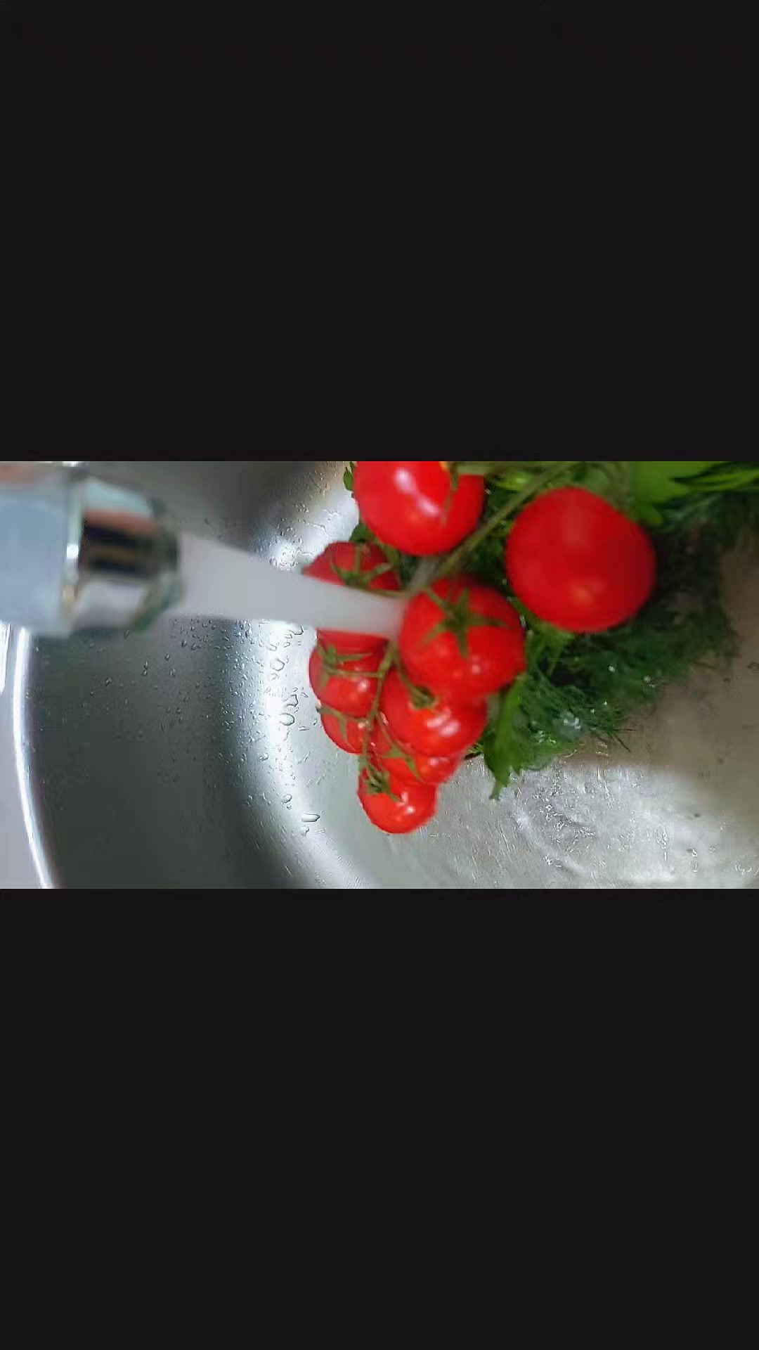 @ЛАРОЧКА МАЛЕНЬКАЯ ДЕВОЧКА)))