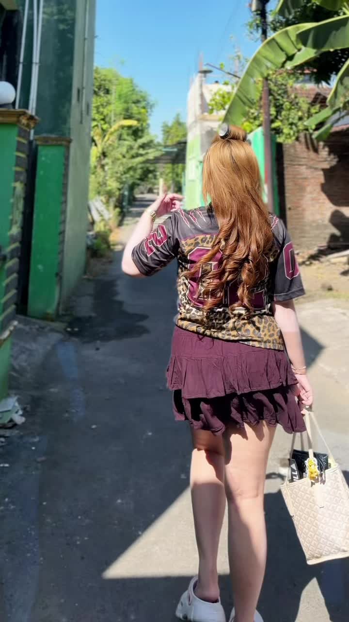 @inisintottyy