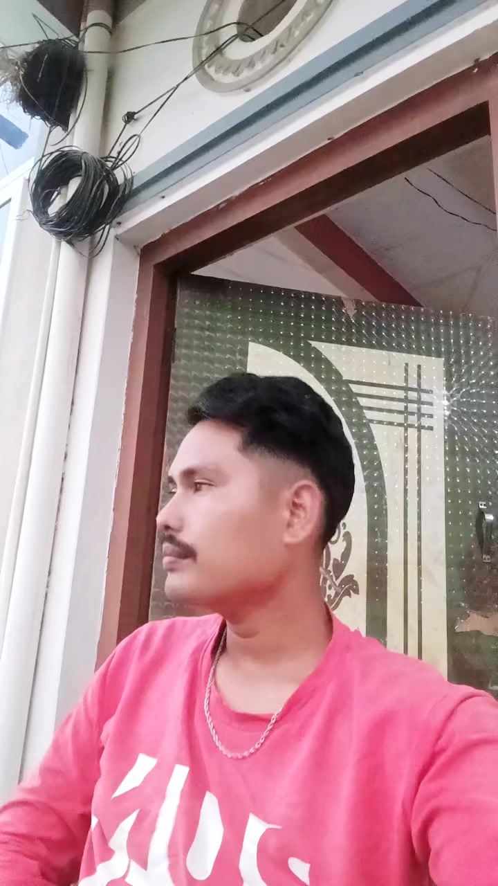 @अमित थारु 🇳🇵♥️💐