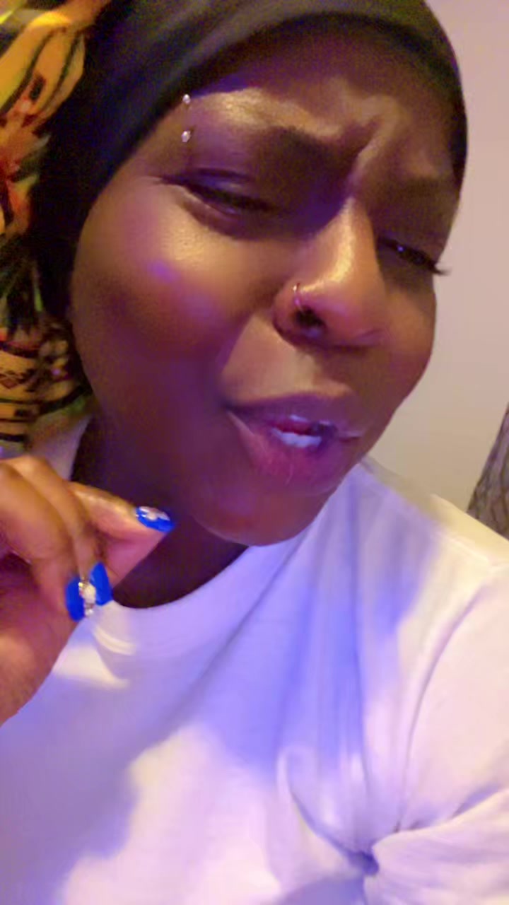 @tee