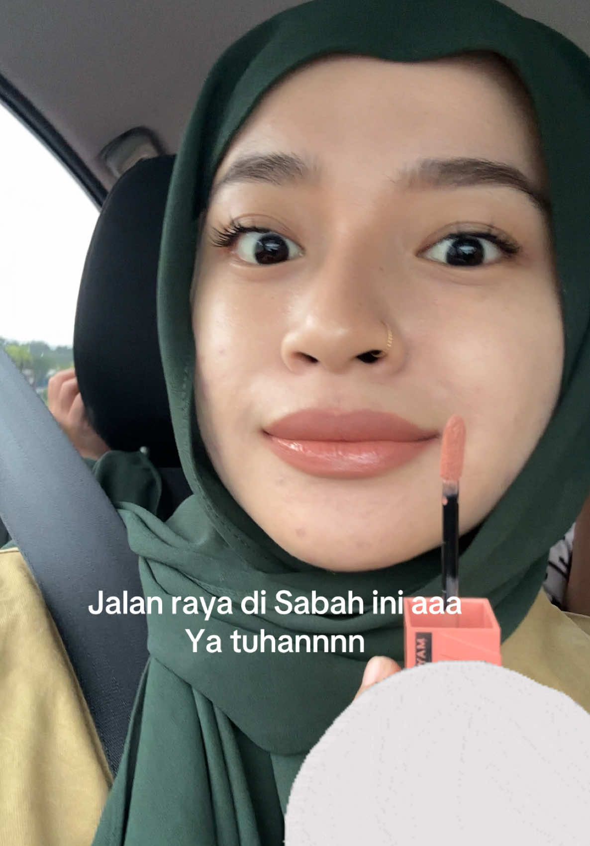 @Miqa28