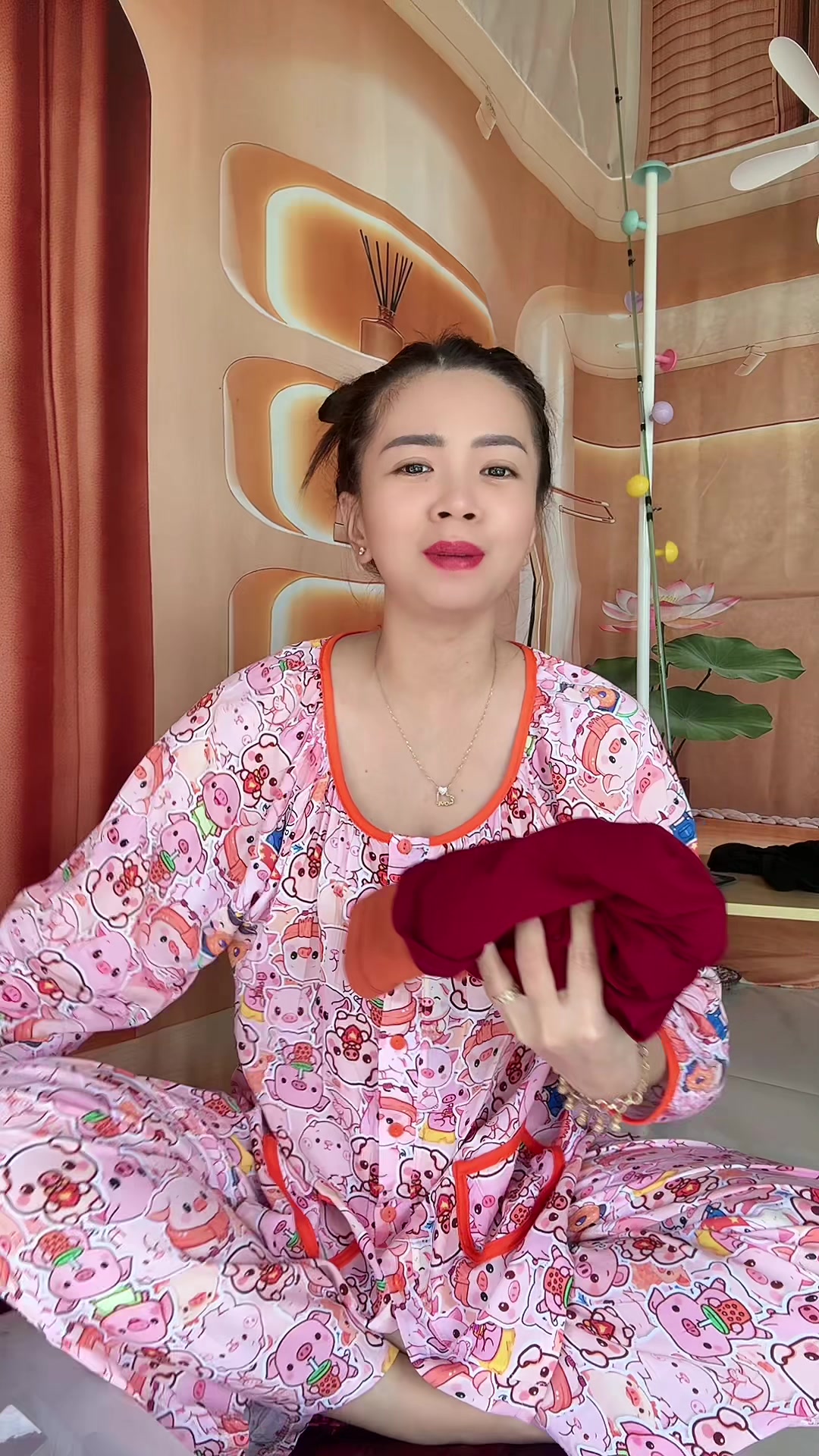@Em Cẩm N&egrave;