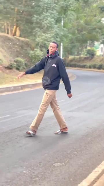 @Naanoow 🇸🇴+🆎