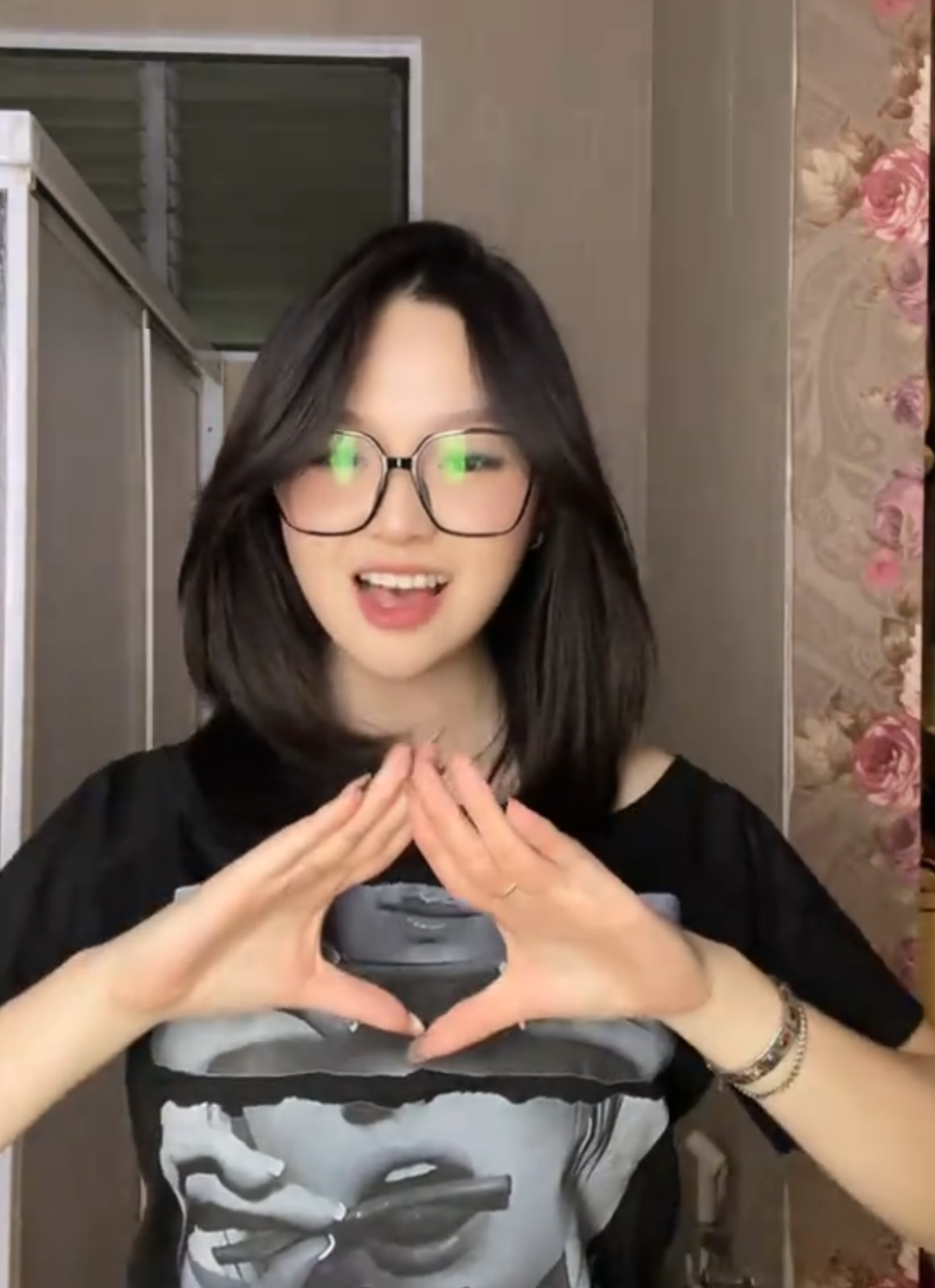 @YunaxEveryone