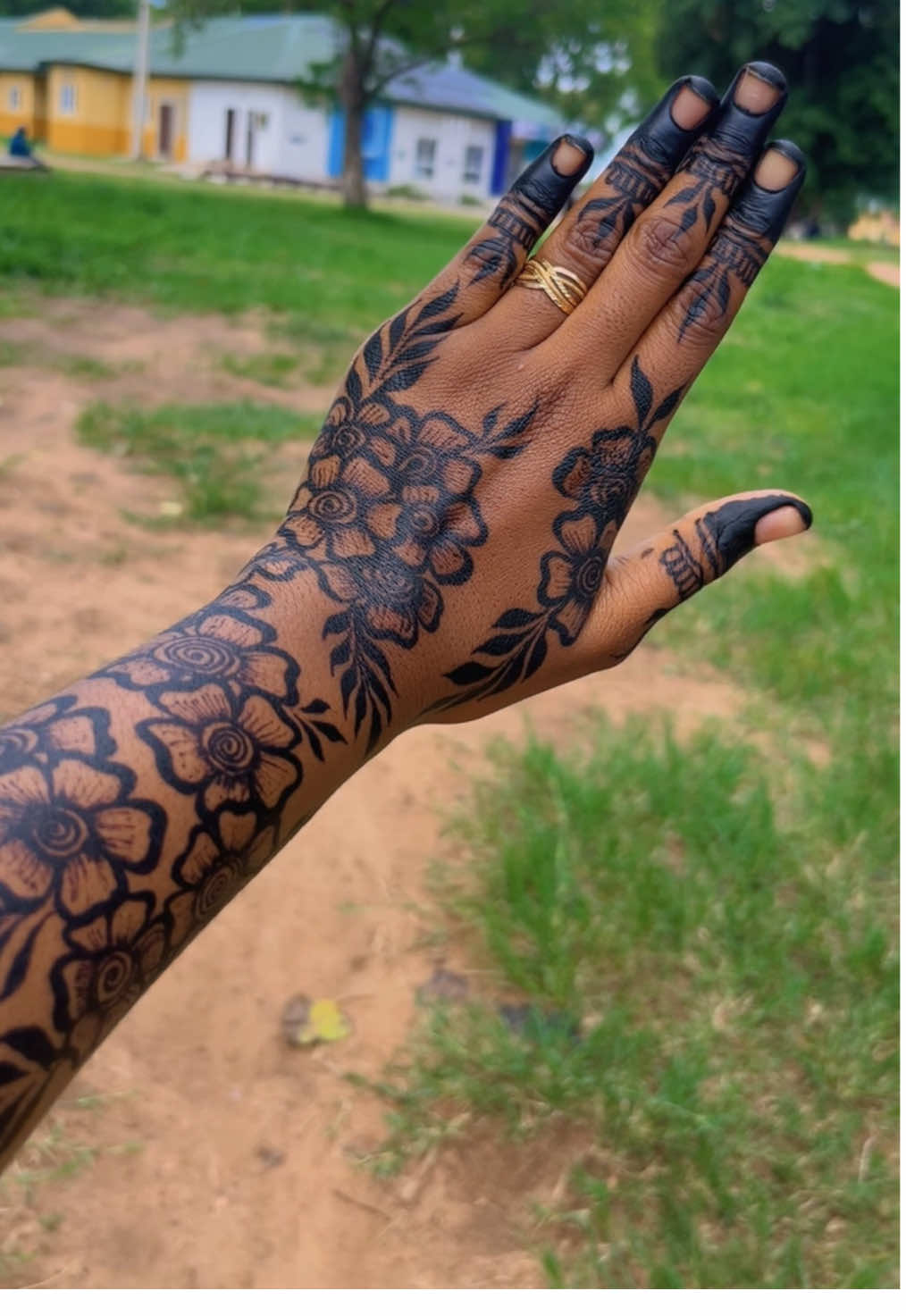 @Ryhanah 🦋⚖️