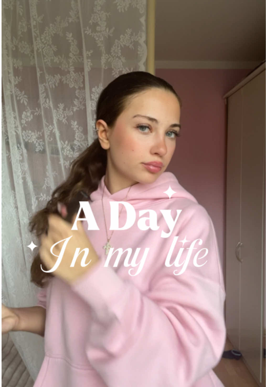 @𝑆𝑜𝑝𝘩𝑖𝑒 🍒💓