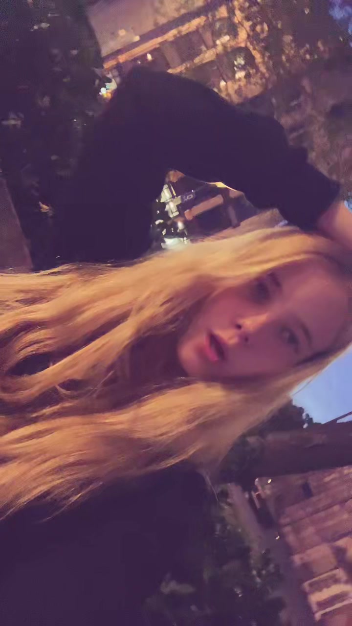 @N_lpz_girl❤️