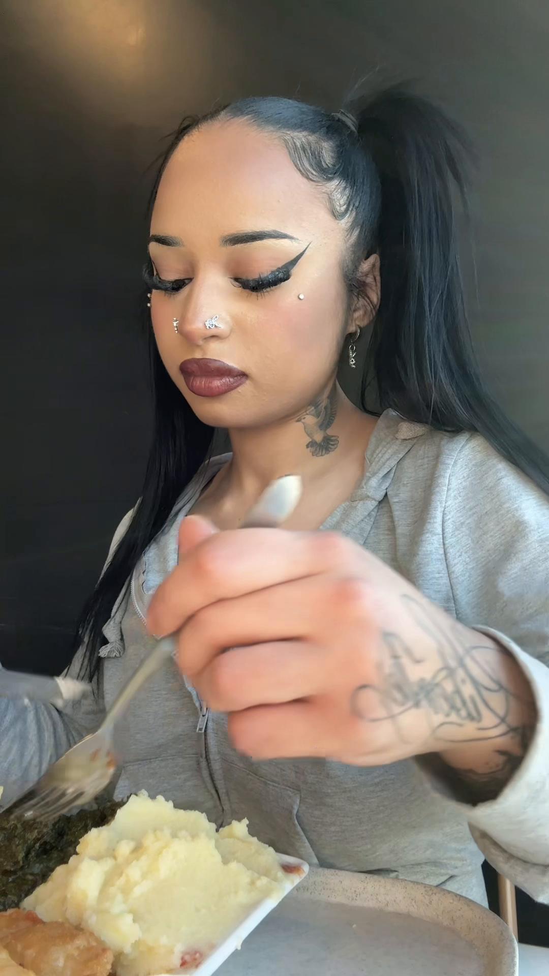 @mayabf