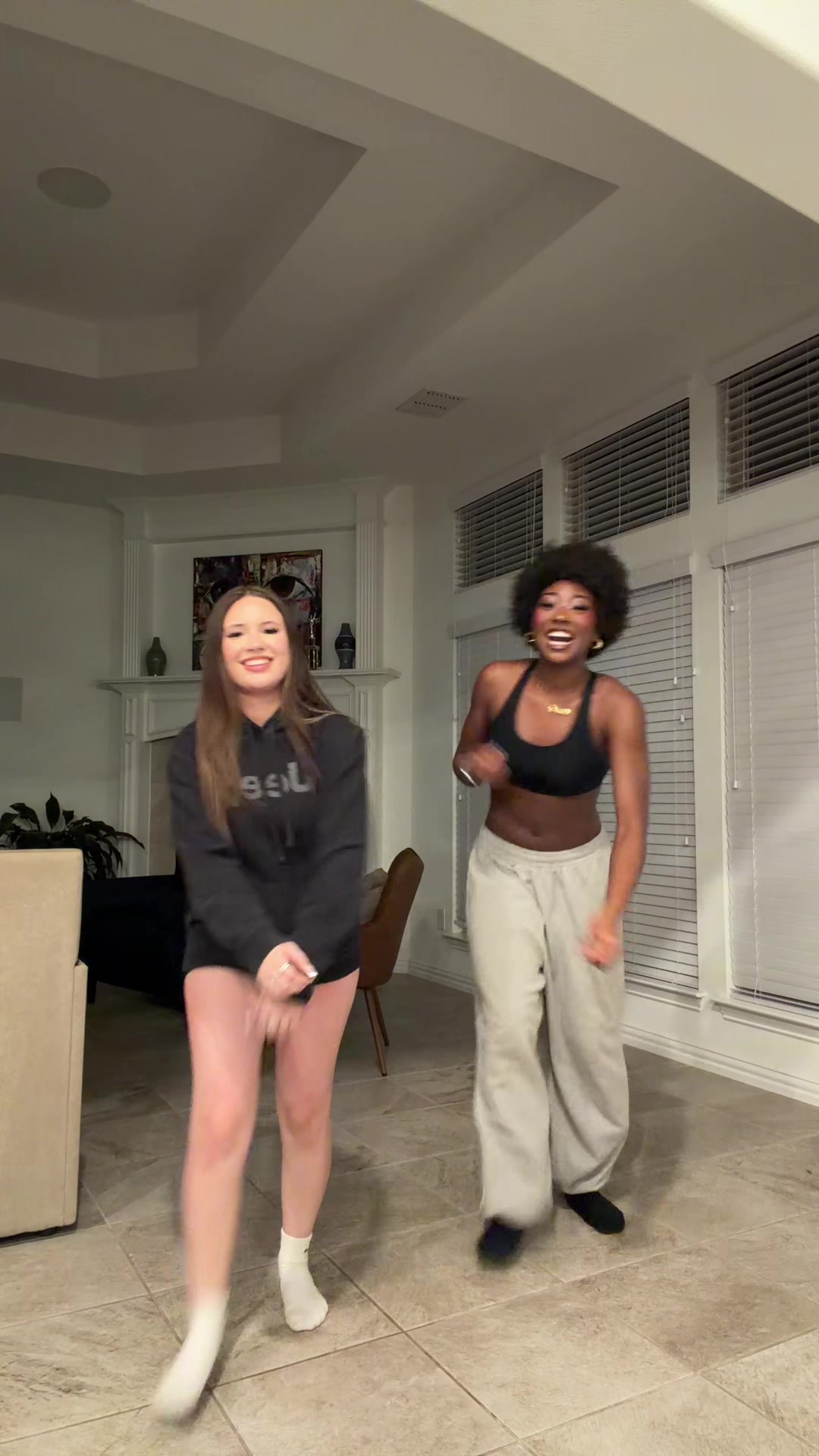 @dakota simone