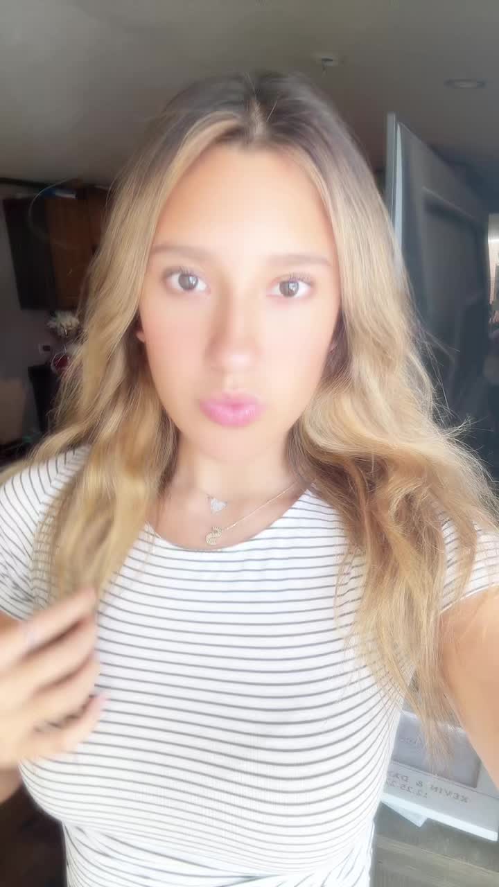 @Sydney Rodriguez