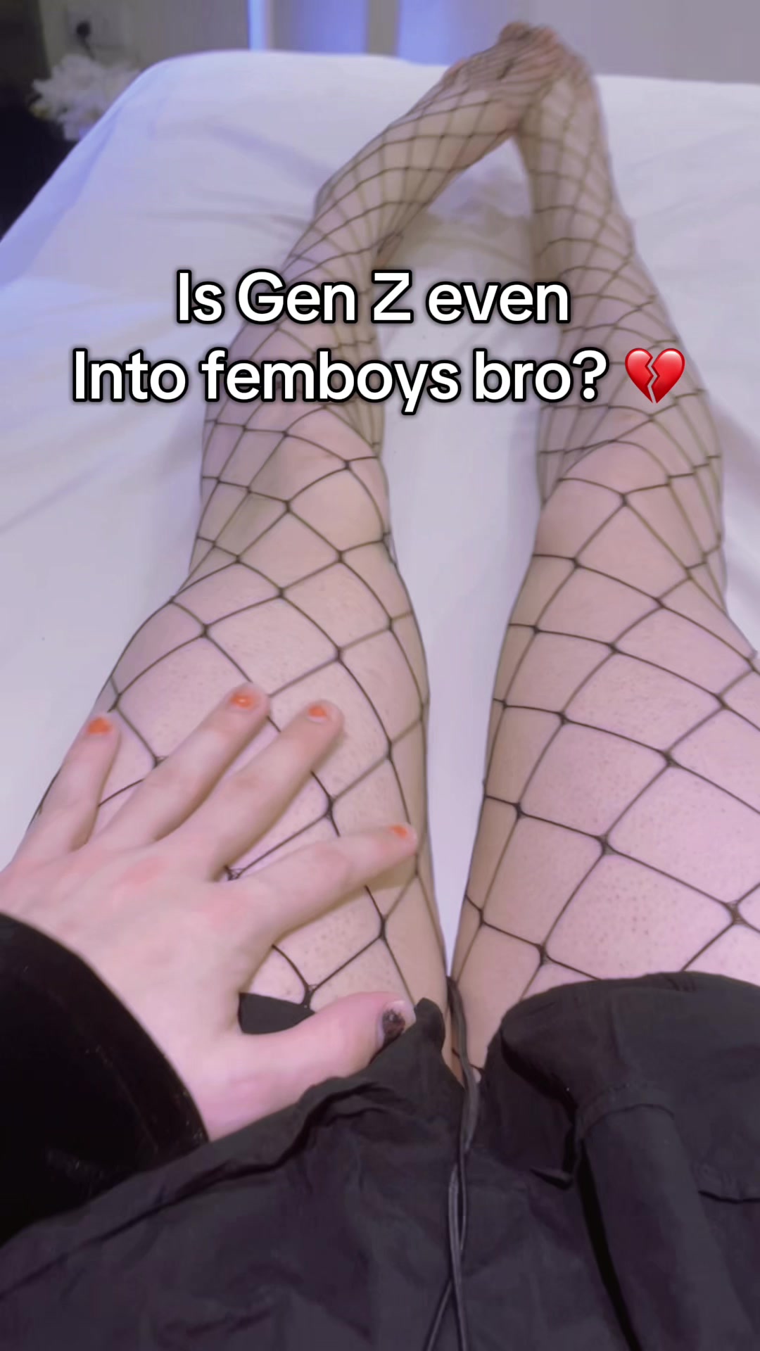 @femboystellaaa