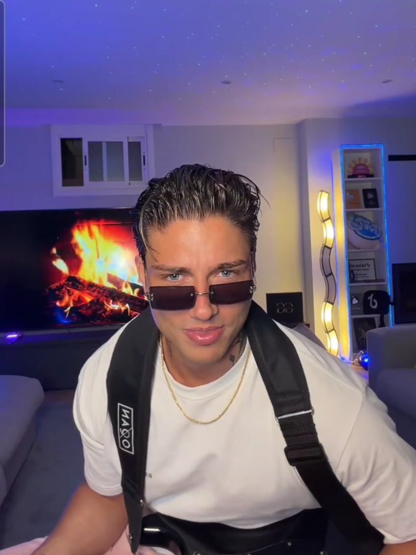 @EdithAu🧟&zwj;♂️🐊