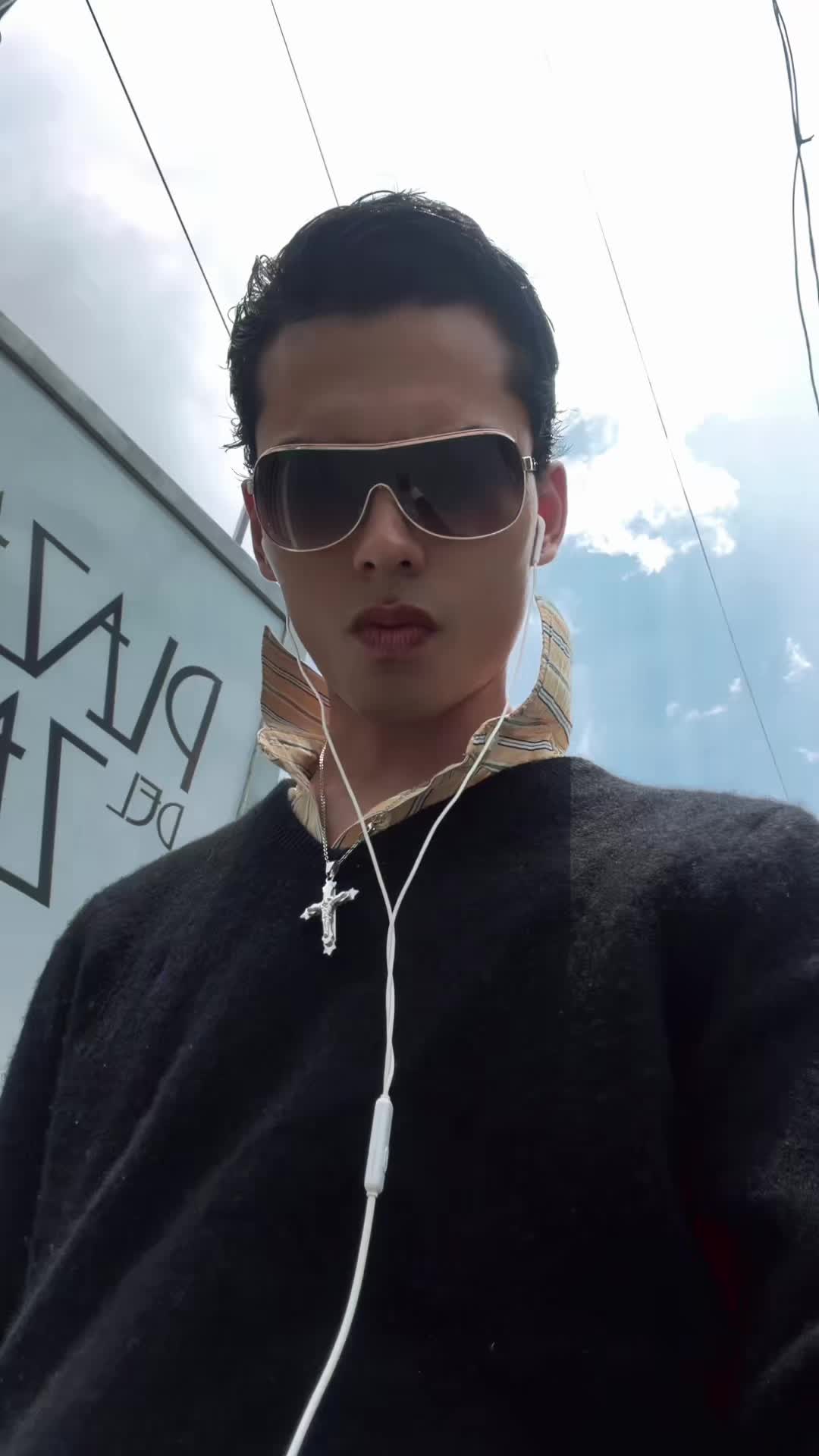 @๐๐๐๐๐๐๐