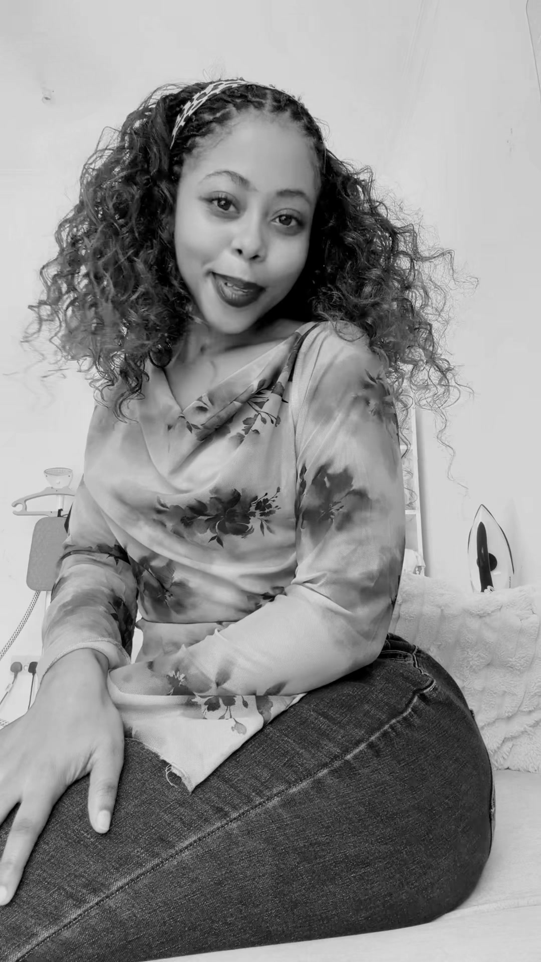 @HR
