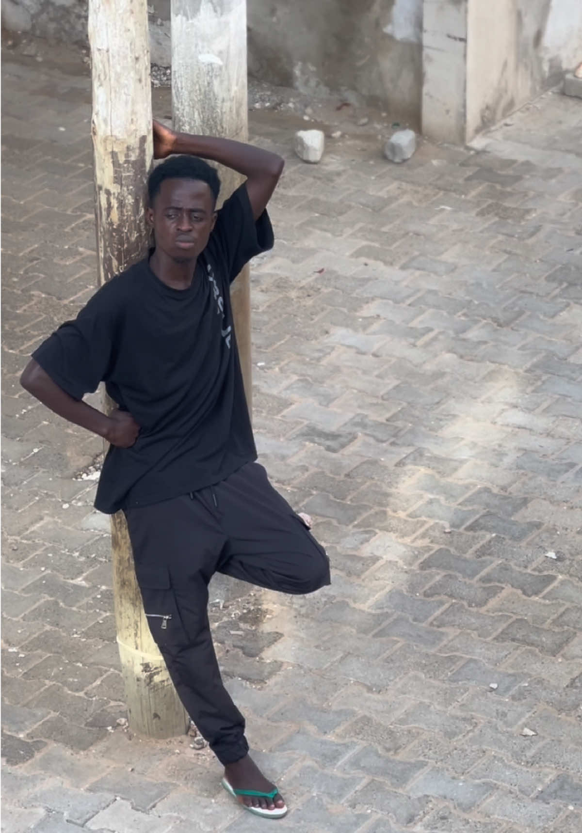 @𝑩𝑼𝑼𝑹 𝑪𝑯𝑬𝑰𝑲𝑯 🤍👌🏿