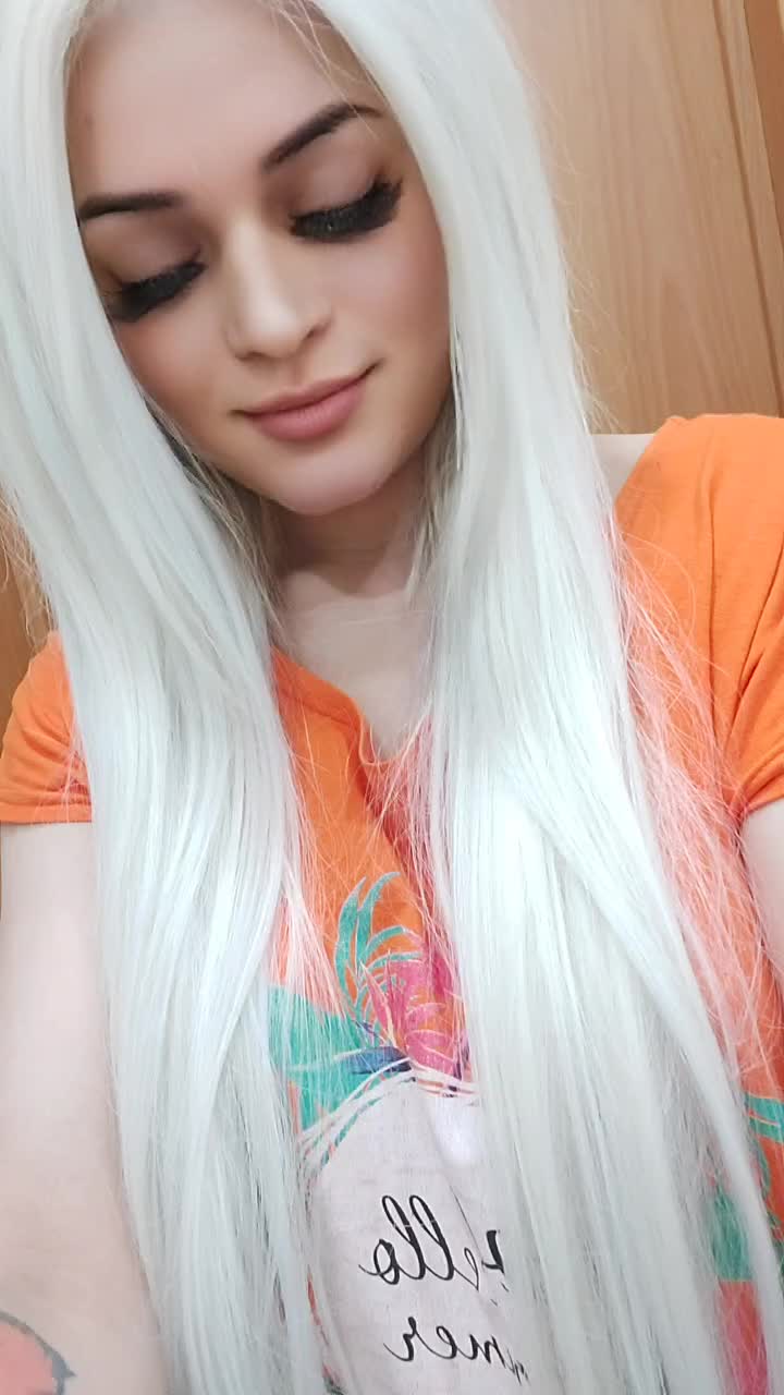 @Alena Volkova