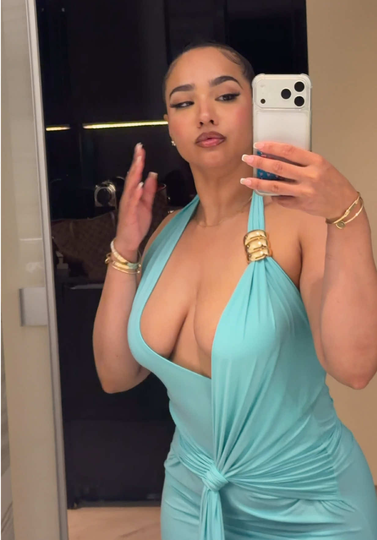 @Demetria Obilor
